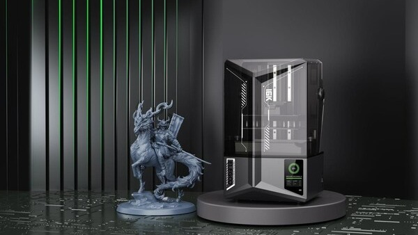 Elegoo Saturn 4 Ultra 16K: High-Precision Resin 3D Printer